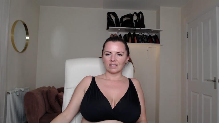 GoddessAlexi's Streamate show and profile