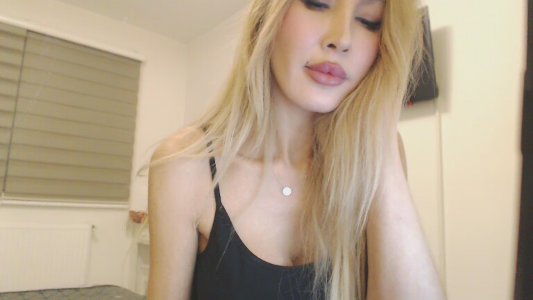 BAHAR_x's Streamate show and profile