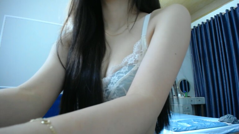 Quynhtrang's Streamate show and profile