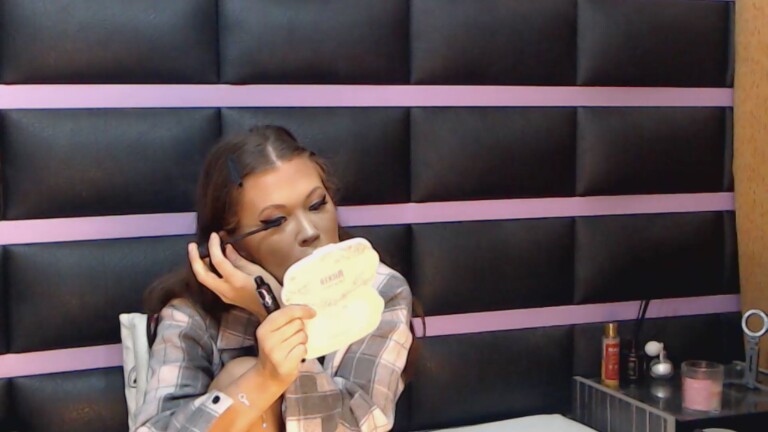 LovelyEileen's Streamate show and profile