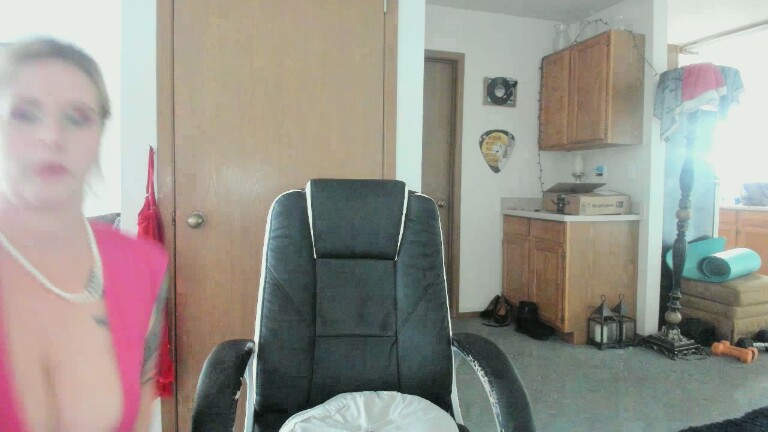 Hottyhousewife18's Streamate show and profile