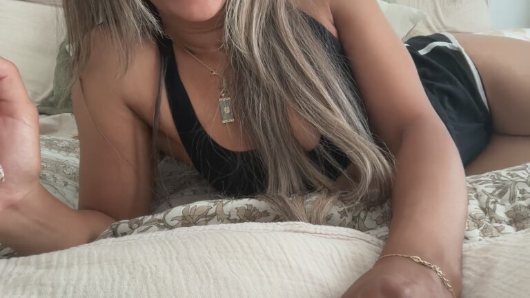 LacyJada's Streamate show and profile