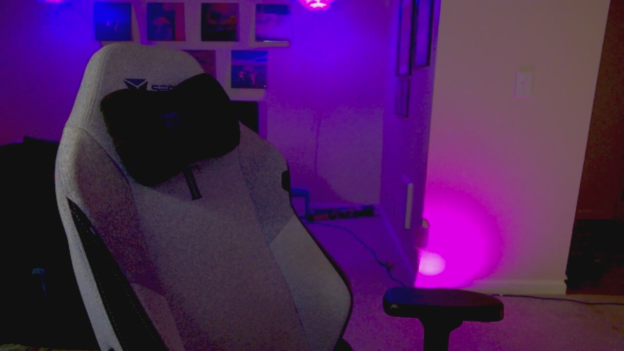 KiraSpitQueen