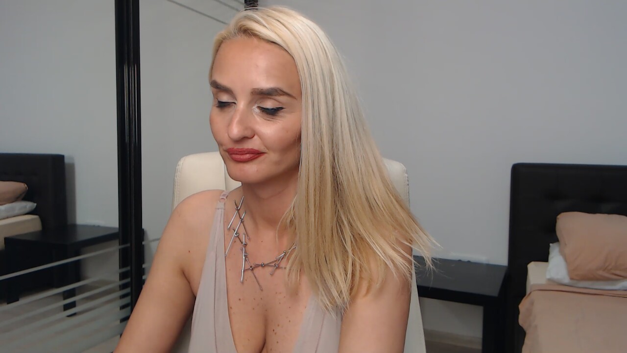 xMEDEEA