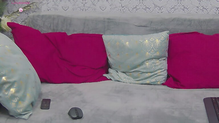 DeeaPassion's Streamate show and profile