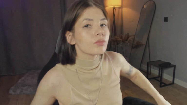 anna_trueno's Streamate show and profile